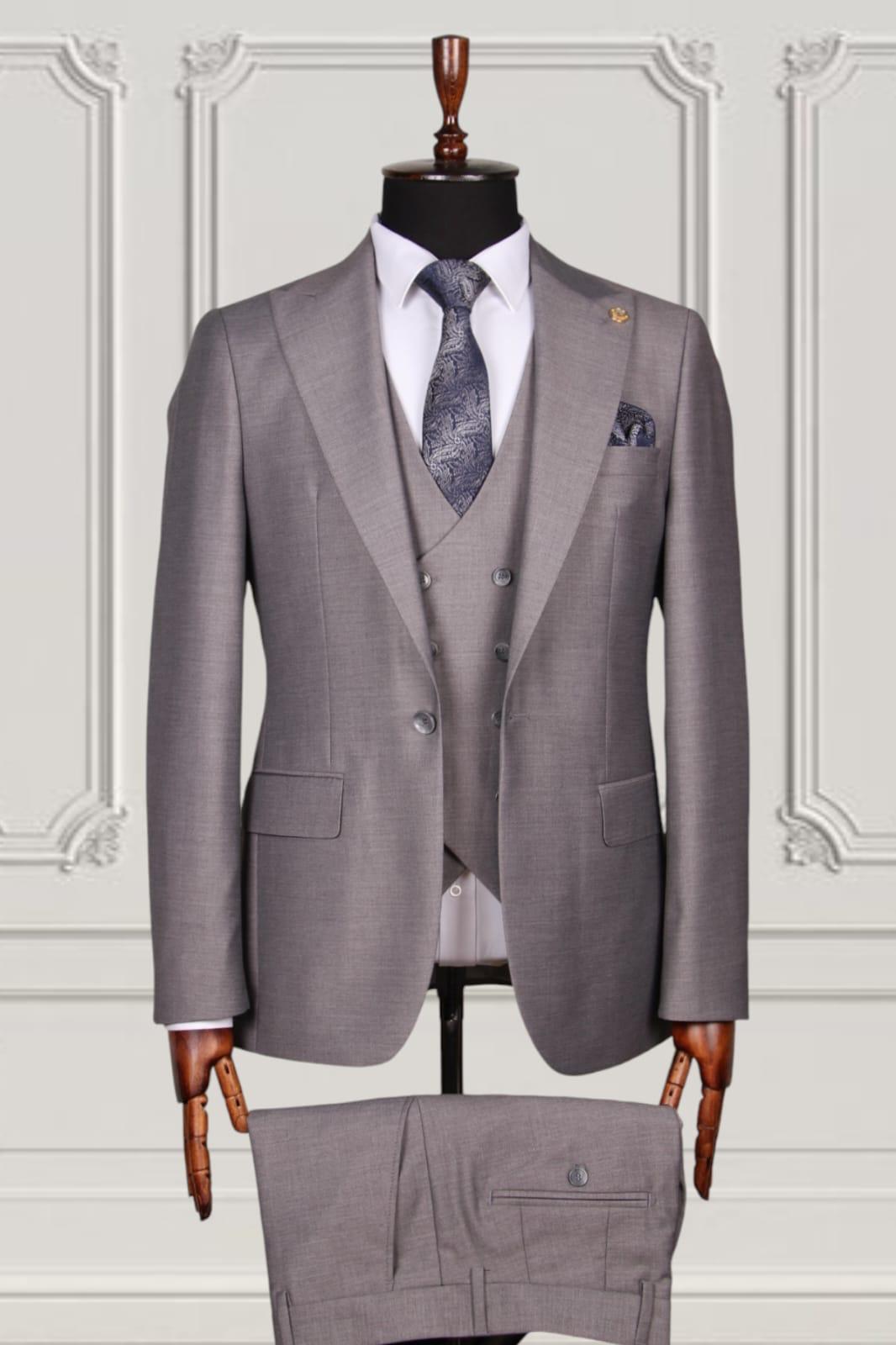 CUSTOM SUITS - Binta Sagale Shop